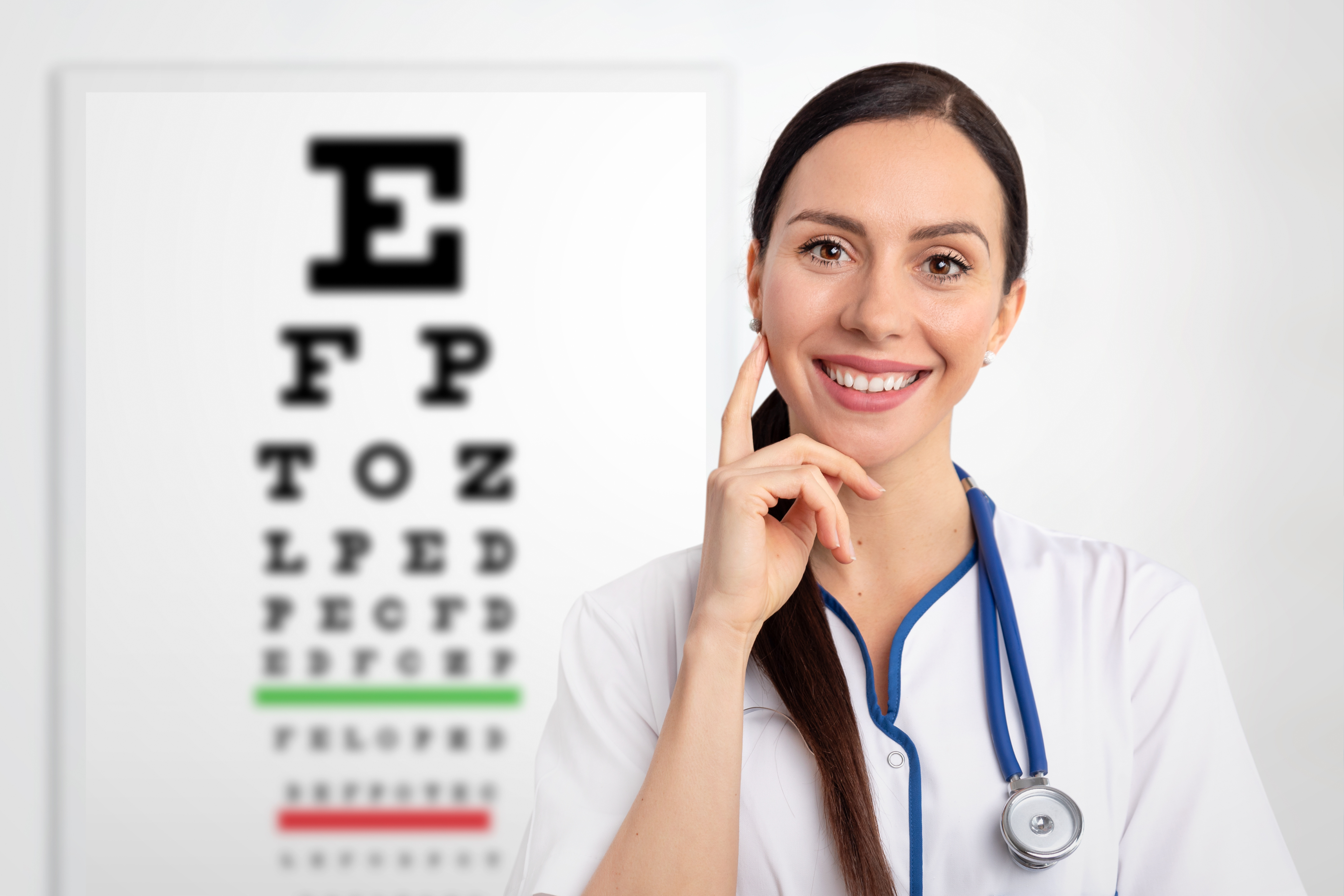 Ask these 5 key questions about prescriptions, disease risks, screen strain, lifestyle tips, and follow-up visits.